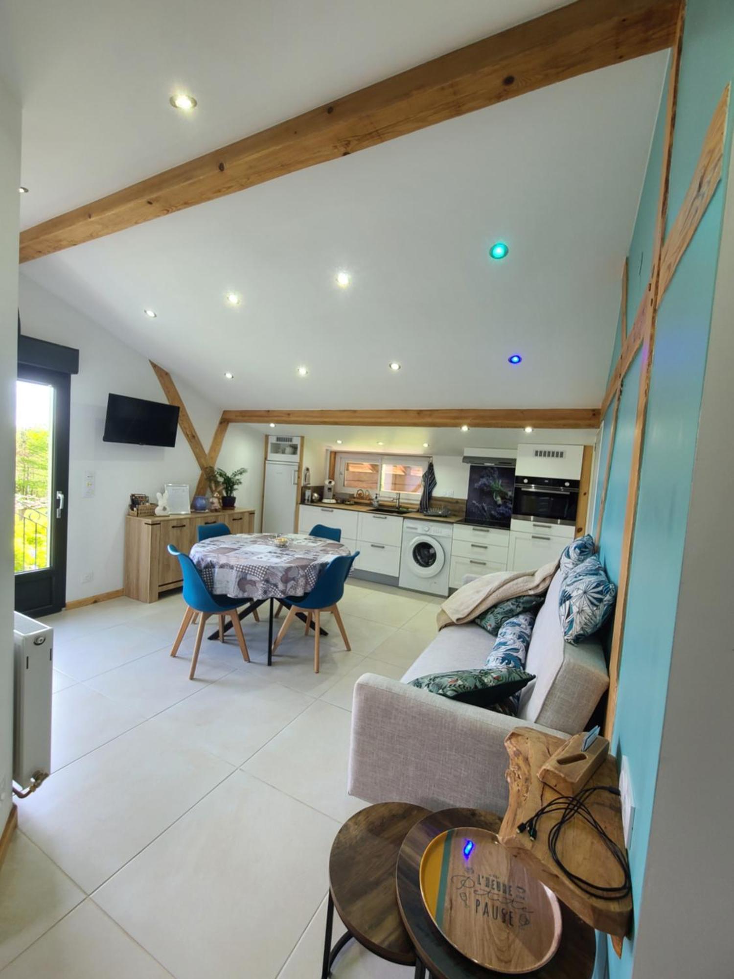 - - - - -Les Colombages - - - - Chambre D'Hotes-Gite- Classement Gite 3 Etoiles Mirepoix  Exterior photo